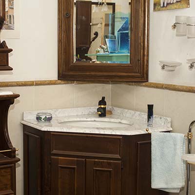 lavabo angolare legno